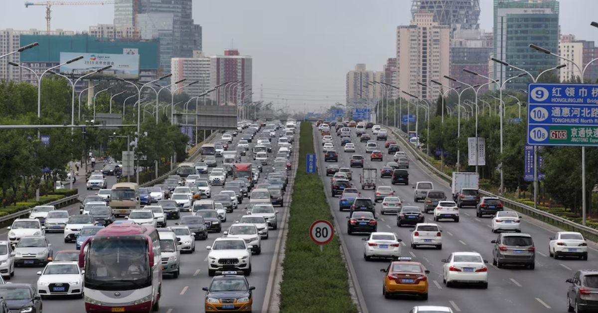 Trung Quốc siết chặt quy định giao thông trong bối cảnh công nghệ lái xe hỗ trợ bùng nổ