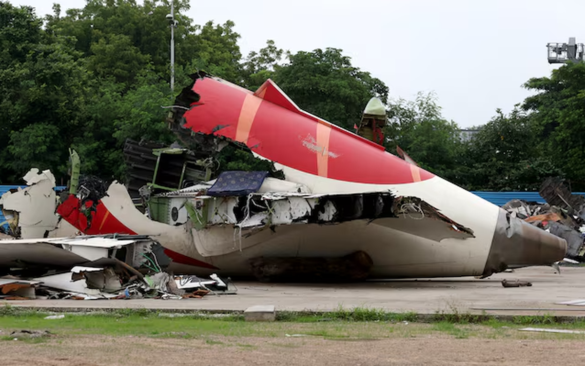 Reuters bác tin đồn 'nguyên nhân gốc rễ' vụ tai nạn máy bay Air India là ghế cơ trưởng bị hỏng