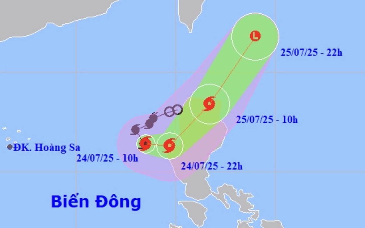 Tropska nevihta Cỏ May se je nenavadno premikala po Južnem kitajskem morju