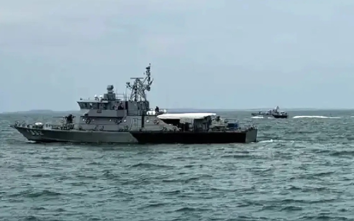 Hải quân Thái Lan điều 4 tàu pháo; Campuchia lần đầu công bố thương vong