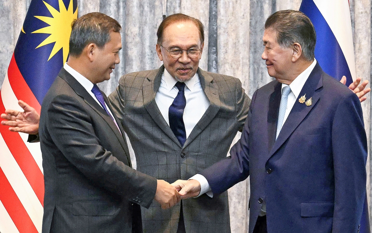 Malezija nadzoruje prekinitev ognja med Kambodžo in Tajsko, a napetosti ostajajo