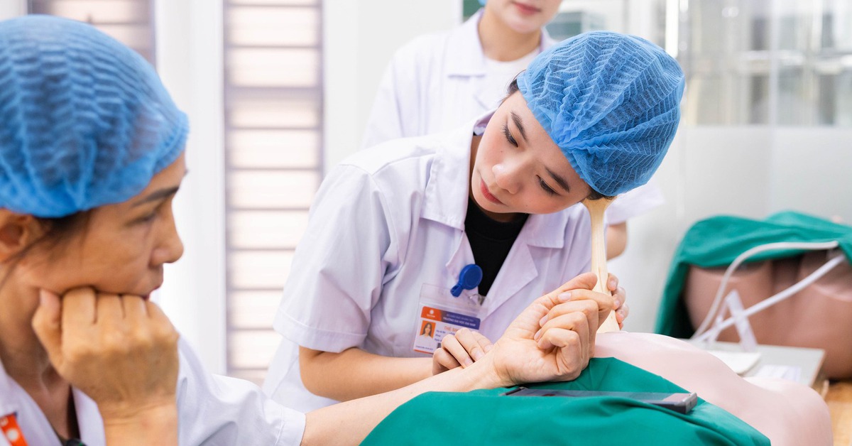 14 trường đào tạo y dược phía Bắc dự kiến học phí: Cao nhất 530 triệu/năm