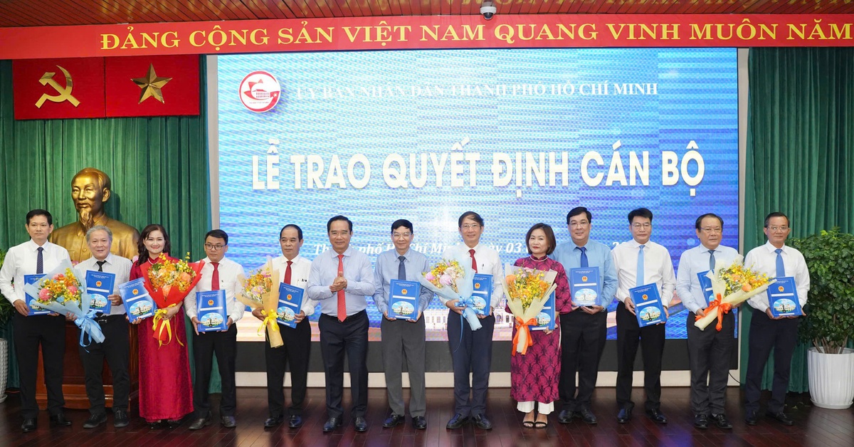 TP.HCM trao quyết định bổ nhiệm lãnh đạo 10 cơ quan báo chí