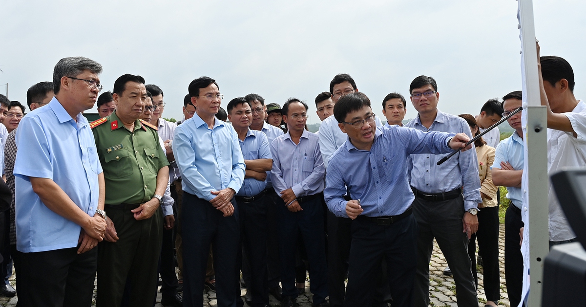 Khu công nghiệp ngàn tỉ, sau 3 năm động thổ vẫn 'đứng hình'
