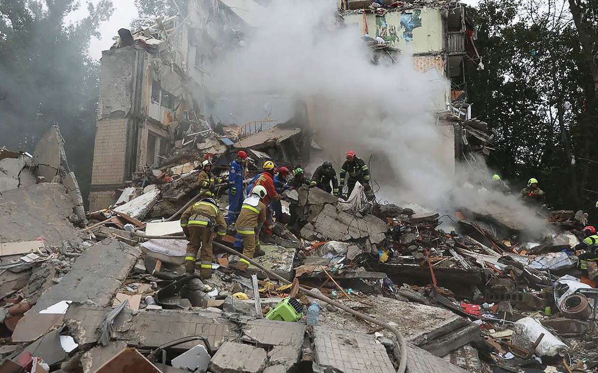 Nga không kích Kiev khiến 6 người chết, Ukraine kêu gọi 'gây áp lực tối đa'