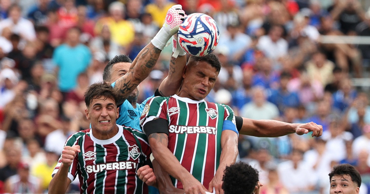 Ở tuổi 40, Thiago Silva vẫn khiến mọi người phải nể phục