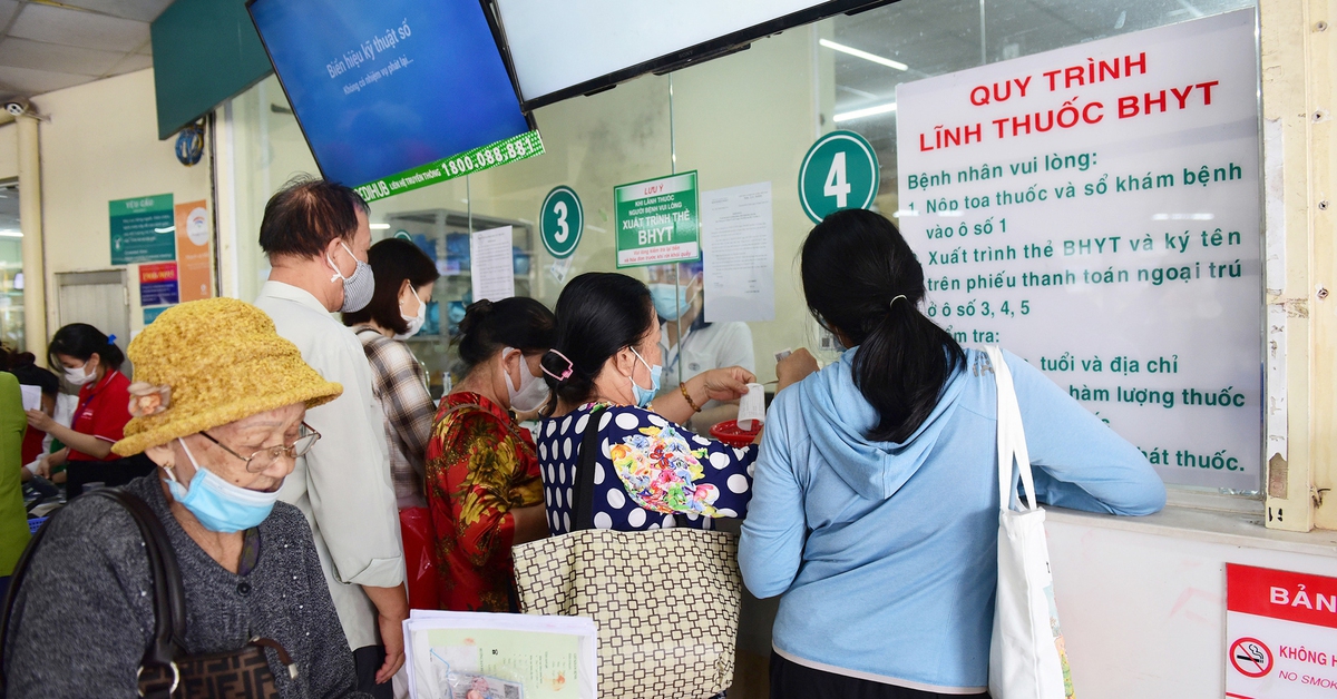 Khám bệnh vượt tuyến, bảo hiểm y tế chi trả thế nào?