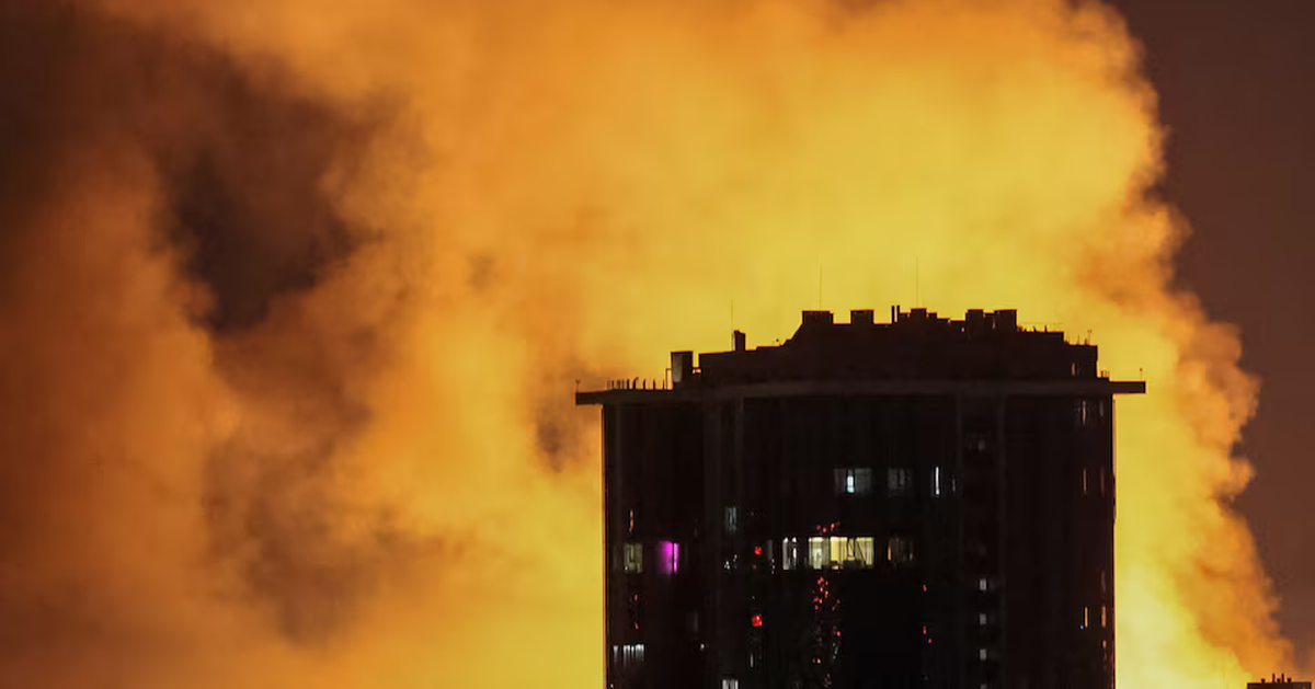 Kiev bị tập kích xuyên đêm bởi hàng chục tên lửa và hơn 500 drone