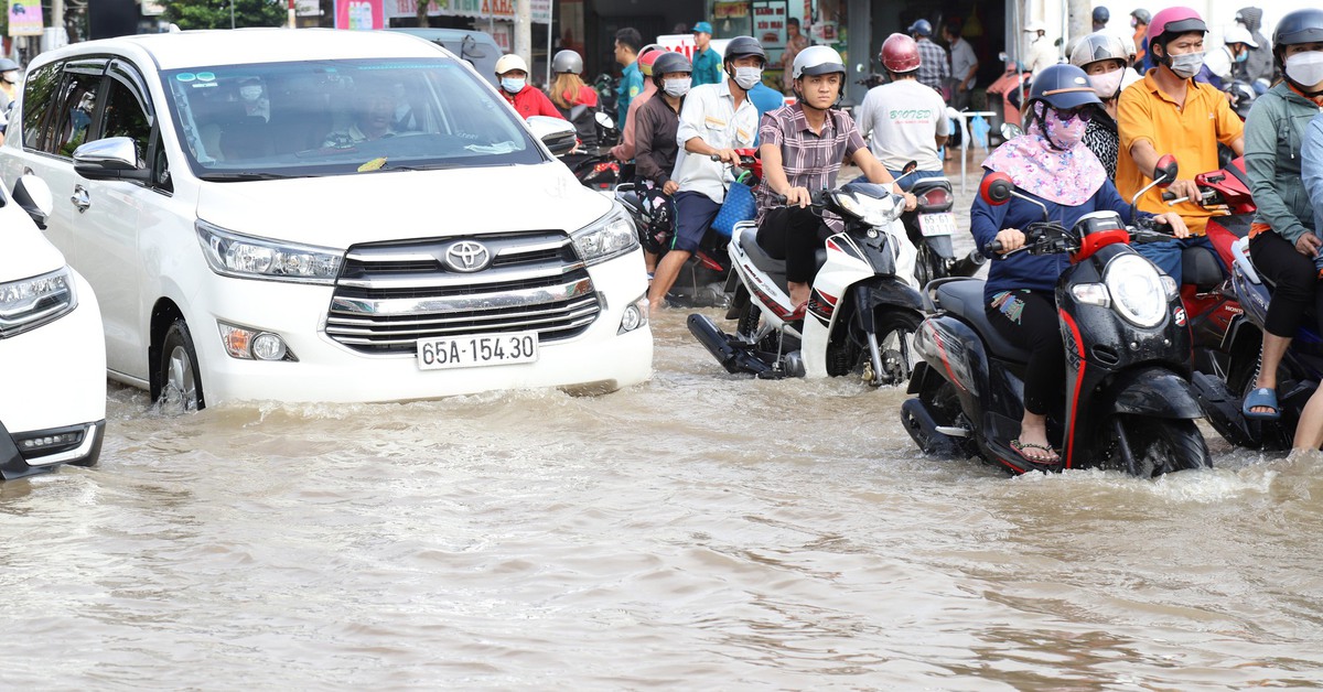 Chủ tịch Cần Thơ ‘treo thưởng’ 50 triệu đồng cho sáng kiến giúp thành phố thoát ngập