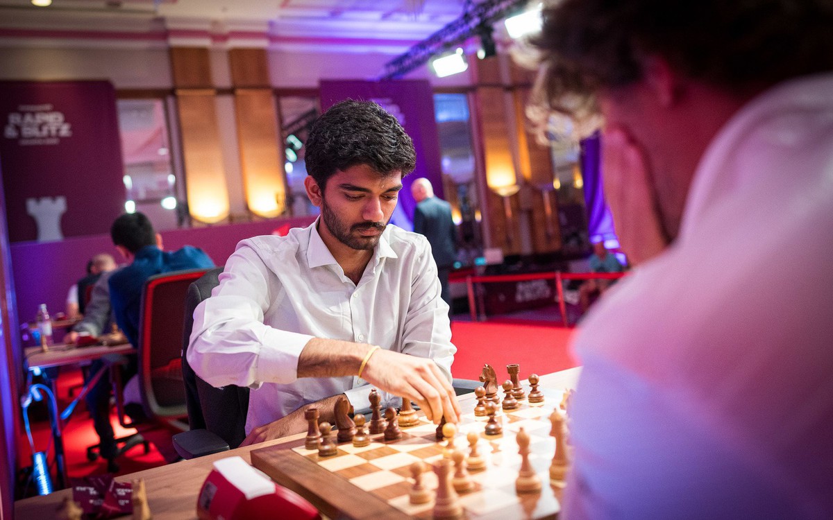 Gukesh thắng Vua cờ Magnus Carlsen ở cả 3 thể loại cờ