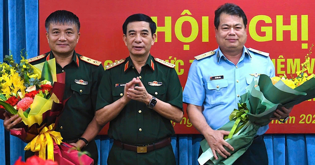 Thiếu tướng Vũ Hồng Sơn nhận nhiệm vụ tư lệnh Quân chủng Phòng không - Không quân