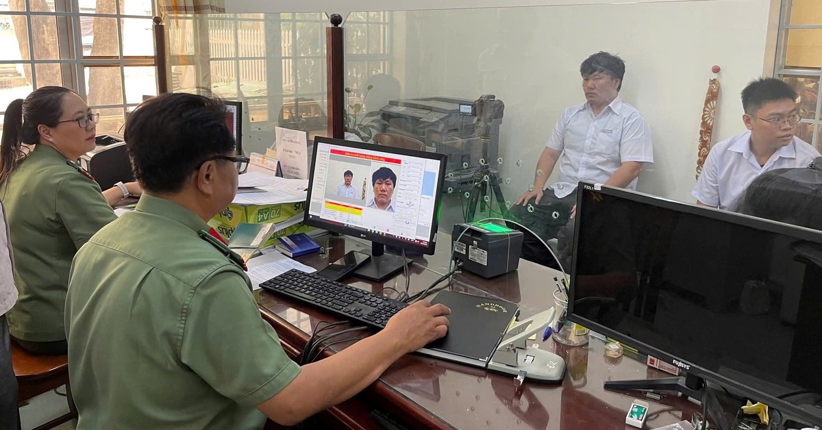Người dân Vĩnh Long đến đâu để được cấp căn cước, định danh điện tử?