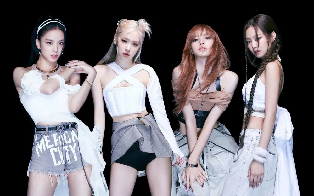 BlackPink chính thức tái hợp sau gần 3 năm, đội hình mạnh nhất lịch sử