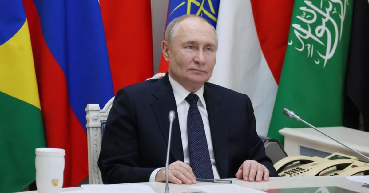 Ông Putin: Nhóm BRICS đã vượt mặt G7 'chiếm 40% nền kinh tế toàn cầu'