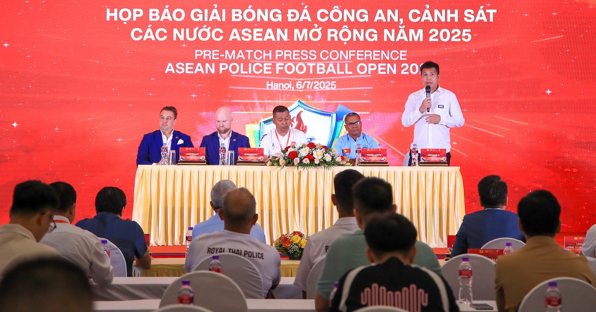 Công an, Cảnh sát các nước ASEAN tranh tài trên sân bóng ở Hà Nội