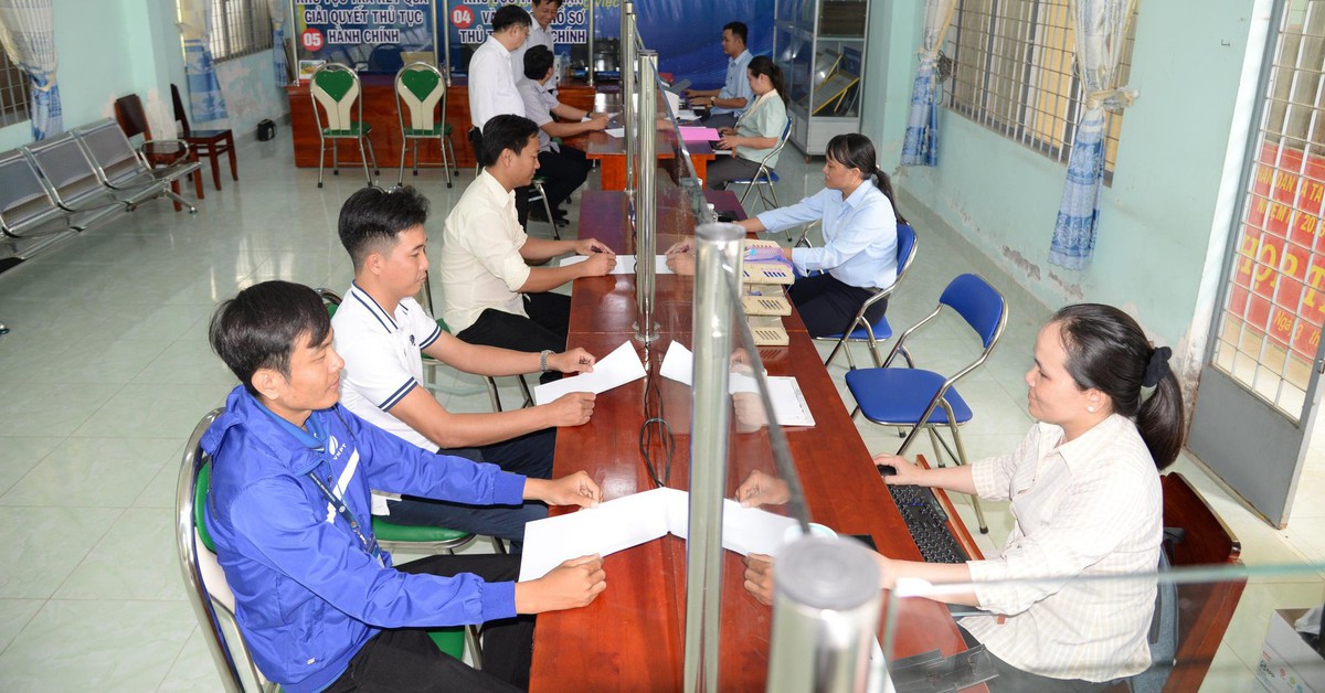Đồng Tháp giải quyết thủ tục hành chính cho người dân từ thứ 2 đến thứ 7