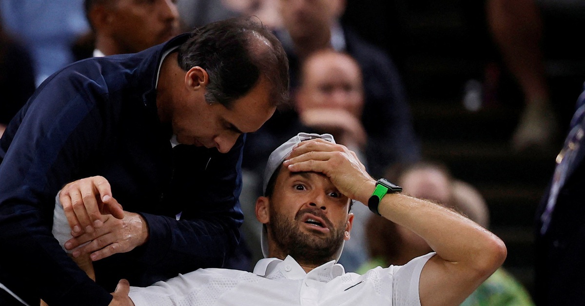 Dimitrov ôm ngực la hét vì chấn thương không ngờ ở Wimbledon