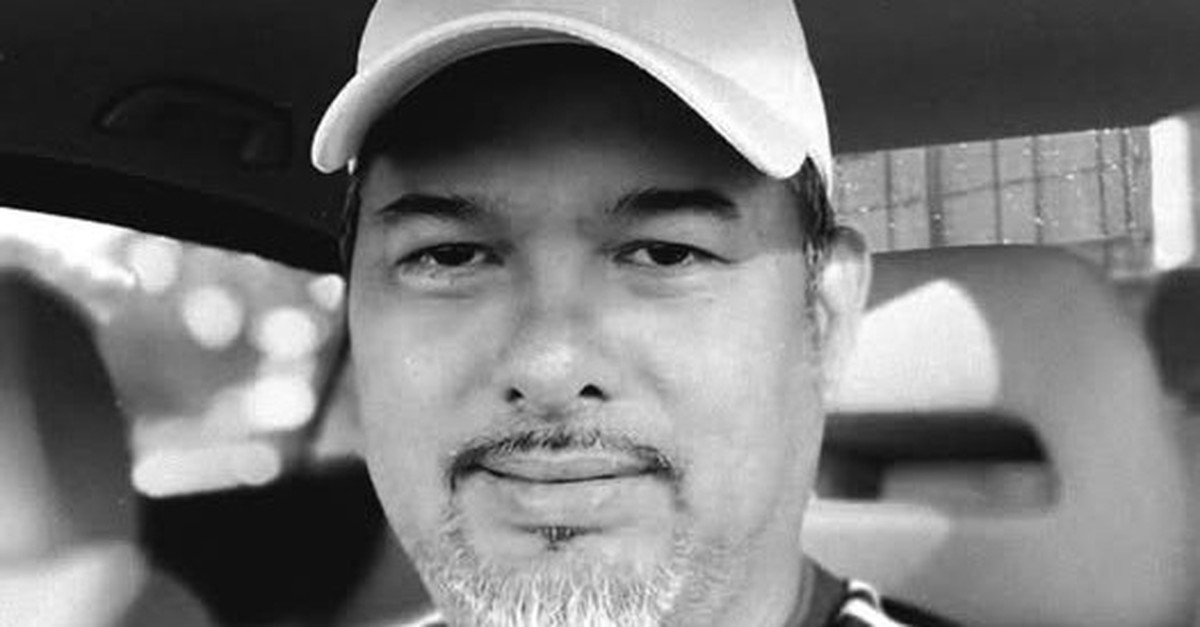 Cựu danh thủ Malaysia qua đời vì đột quỵ trên sân bóng