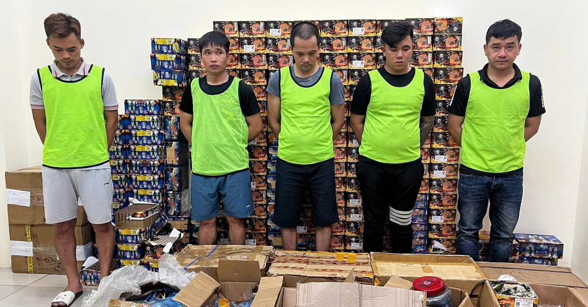 Triệt phá đường dây sản xuất, tiêu thụ gần 1 tấn pháo nổ liên tỉnh