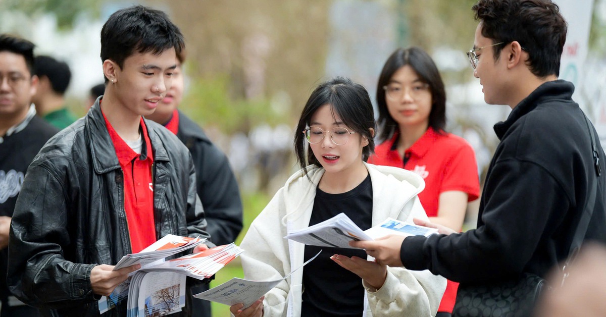 Tuyển sinh đại học 2025: Chưa chọn được ngành, phải làm sao?