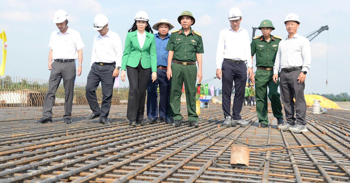 Phát động thi đua đẩy nhanh tiến độ cao tốc Cao Lãnh - An Hữu