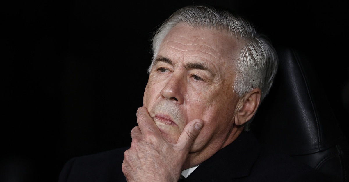 HLV Carlo Ancelotti bị kết án 1 năm tù