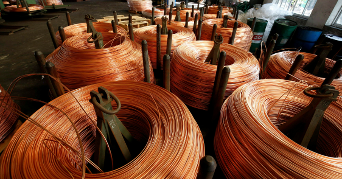 Giá đồng tăng kỷ lục sau đe dọa áp thuế 50% của ông Trump