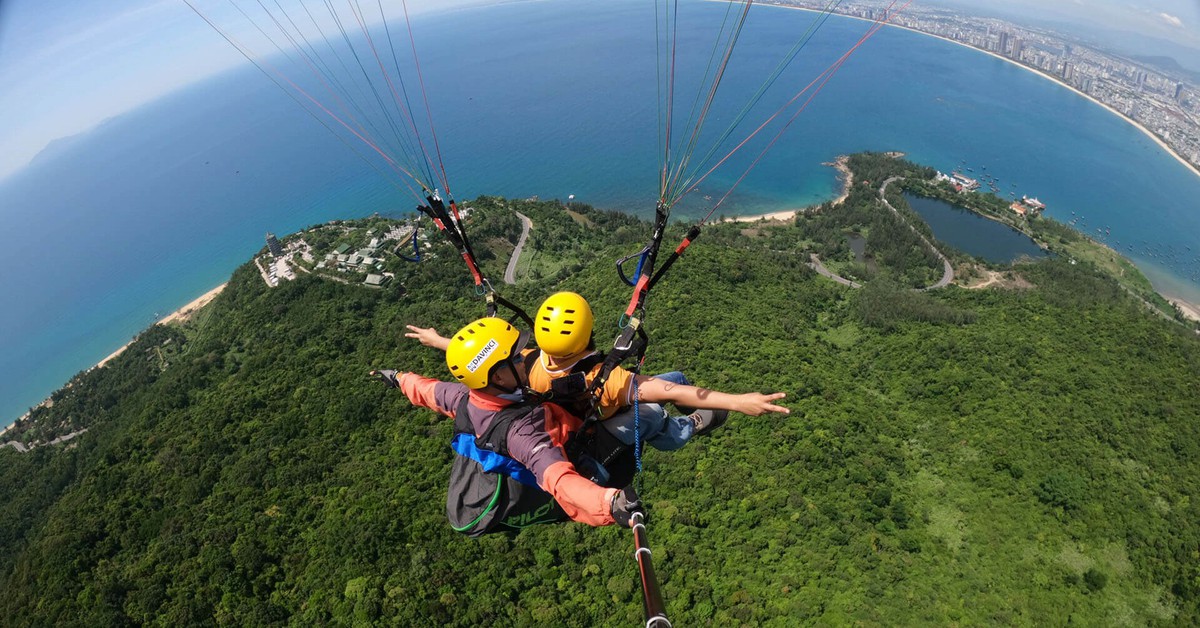 Đà Nẵng tạm dừng hoạt động bay dù lượn sau tai nạn chết người trên núi Sơn Trà