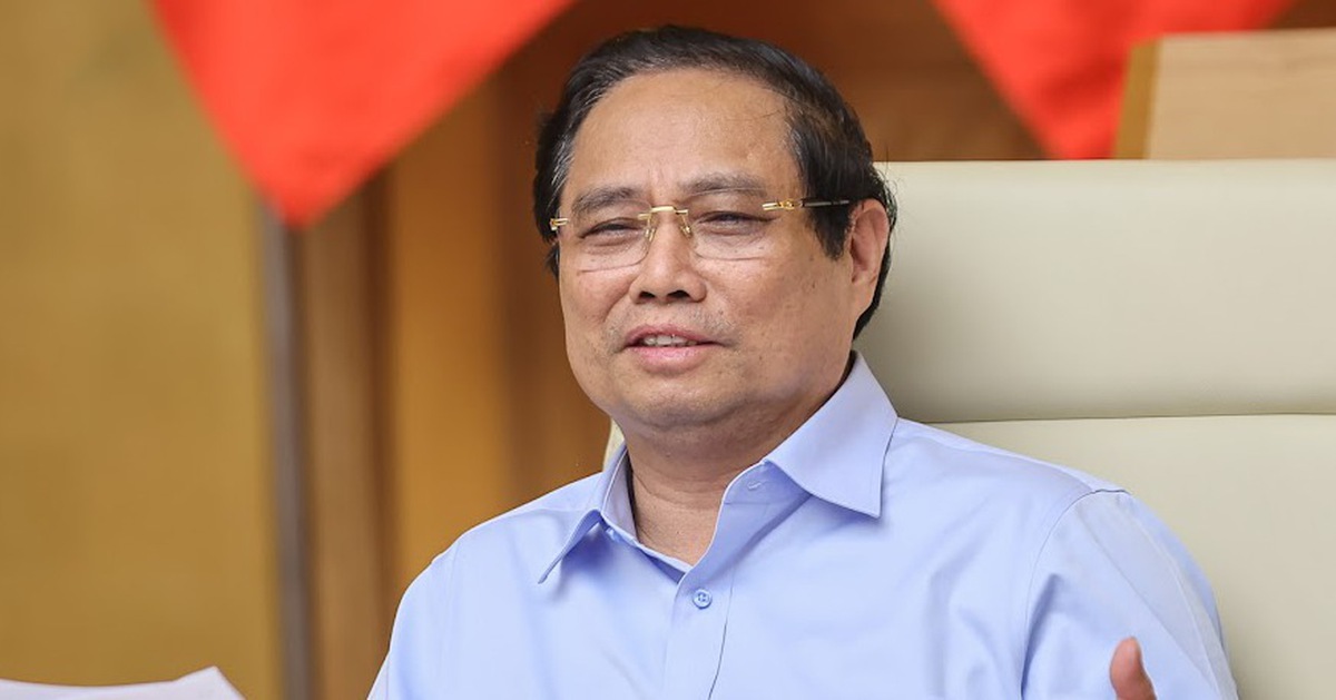 Thủ tướng: Chuyển từ thụ động khám chữa bệnh sang bảo vệ sức khỏe nhân dân khi chưa có bệnh