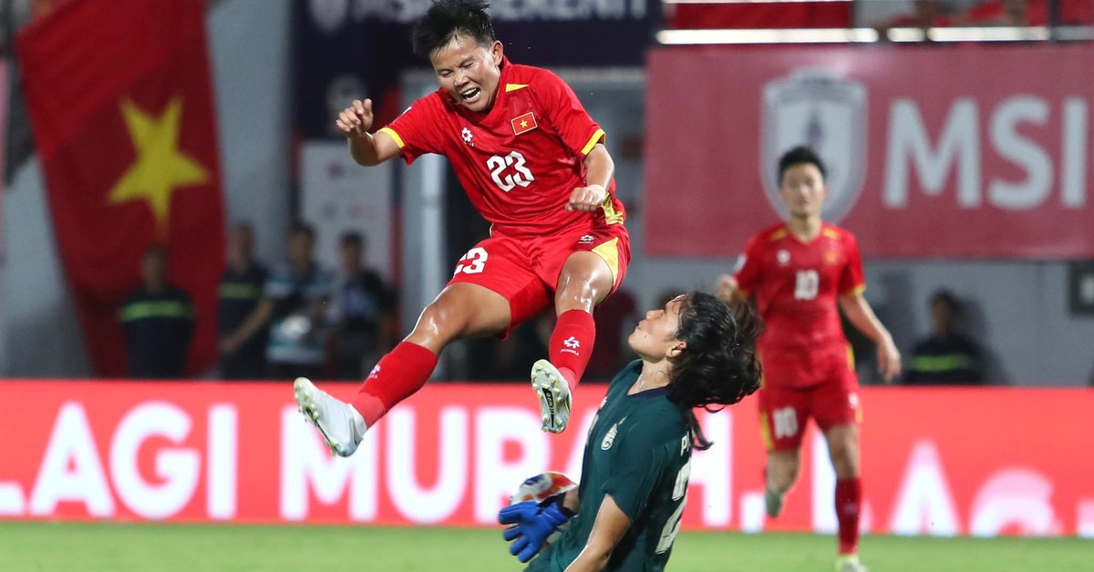 Người hâm mộ Thái Lan thất vọng vì 'thua Việt Nam ở tất cả các môn bóng'