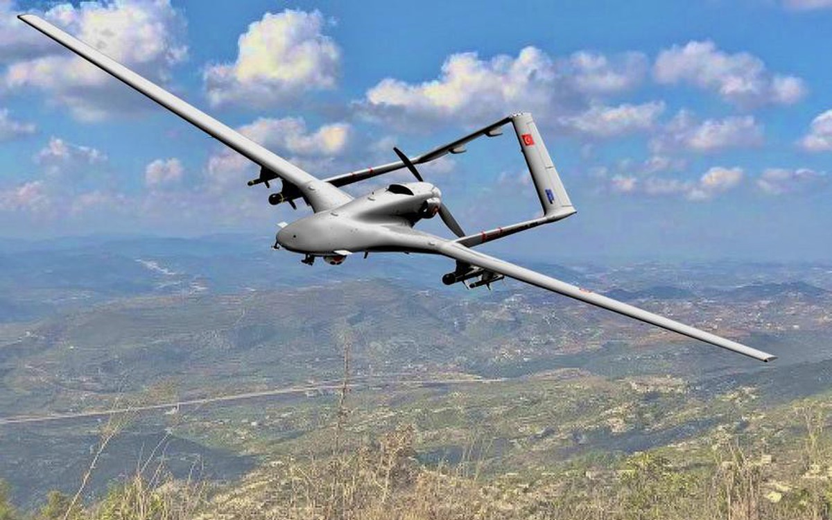Nhật Bản dự kiến chi hơn 100 tỉ yen triển khai loạt drone quốc phòng từ 2026