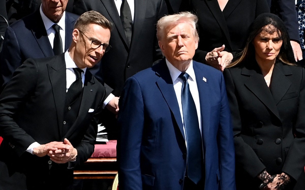 Tổng thống Phần Lan khiến ông Trump từ bỏ đề xuất chia lãnh thổ Ukraine?