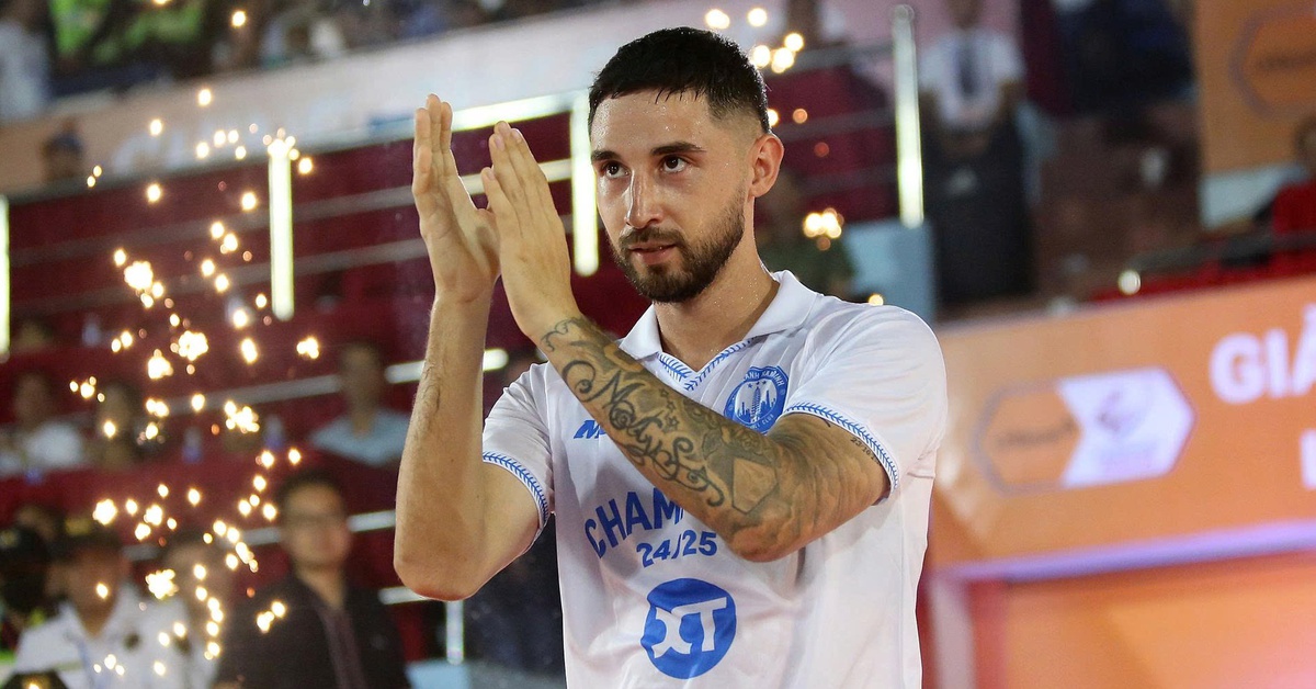 Nam Định và cuộc đua tứ mã ở V-League 2025 - 2026