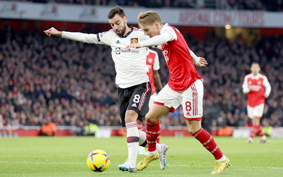 Man United đấu Arsenal: Đại chiến mở màn mùa giải