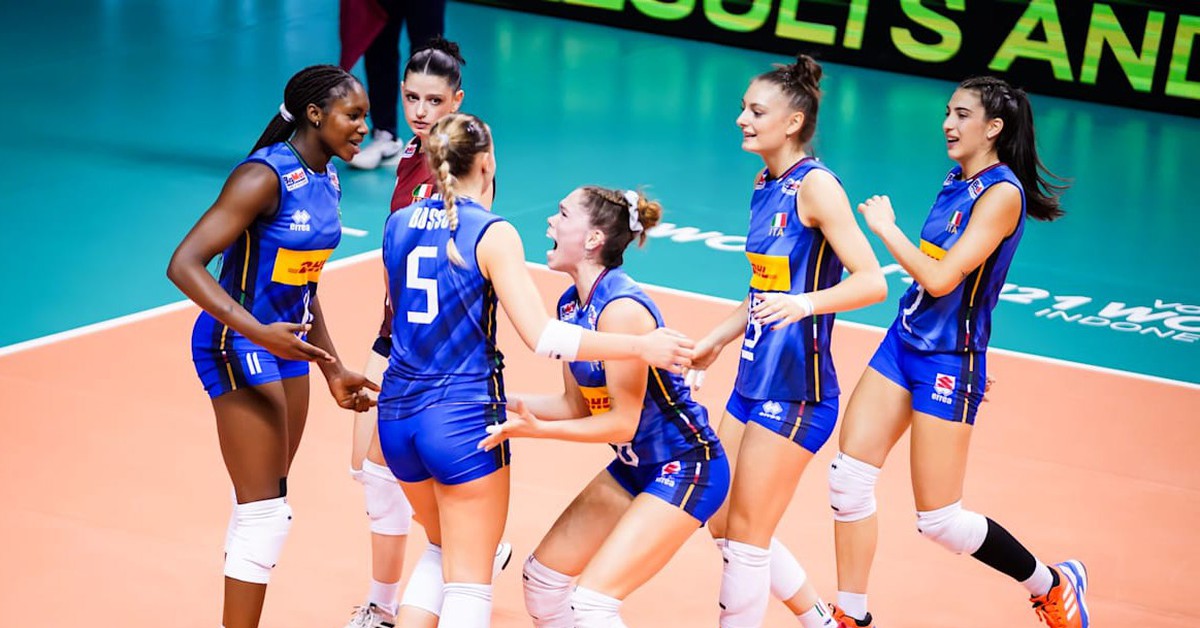 Thắng Nhật Bản sau 5 set, Ý vô địch bóng chuyền nữ U21 thế giới