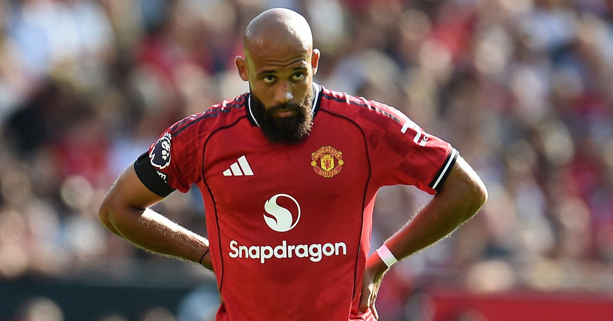 Bảng xếp hạng Ngoại hạng Anh vòng 1: Man City dẫn đầu, Man United hạng 15