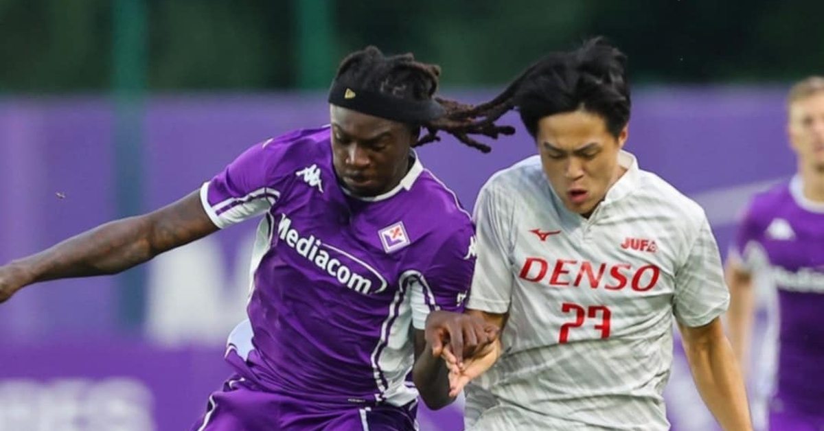 Đội bóng sinh viên Nhật Bản gây chấn động châu Âu