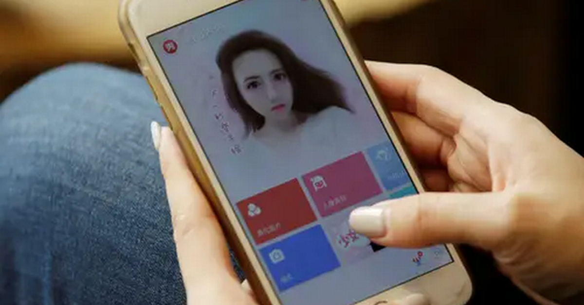 Người người mê chỉnh sửa ảnh, ứng dụng AI của Trung Quốc 'ăn nên làm ra'