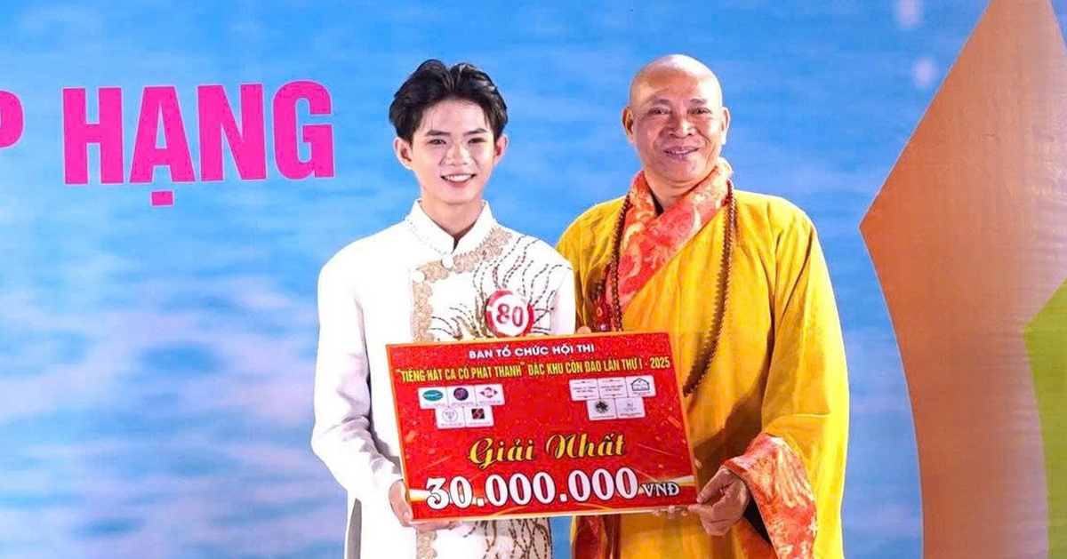 Côn Đảo Rúng Động: Chàng Trai 16 Tuổi Vương Quan Trí Vượt Qua Hàng Chục Đối Thủ, Giành Cú Đánh Giải Nhất 'Tiếng Hát Ca Cổ Phát Thanh'