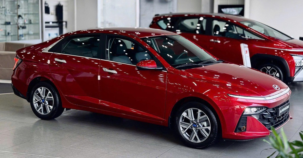 Sốc! Hyundai Rủ Rích Hạ Giá Mạnh, Xe Hot 'Đổi' Giá Sang Ngang Phân Khúc Dưới?