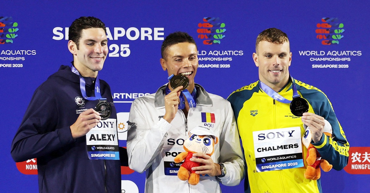 Người Mỹ thất thế ở làng bơi thế giới