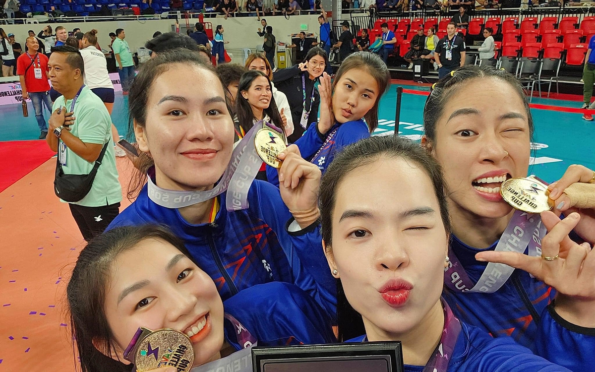 Ngôi sao bóng chuyền Việt Nam nào được chuyên trang thế giới ca ngợi là 'nữ hoàng'?