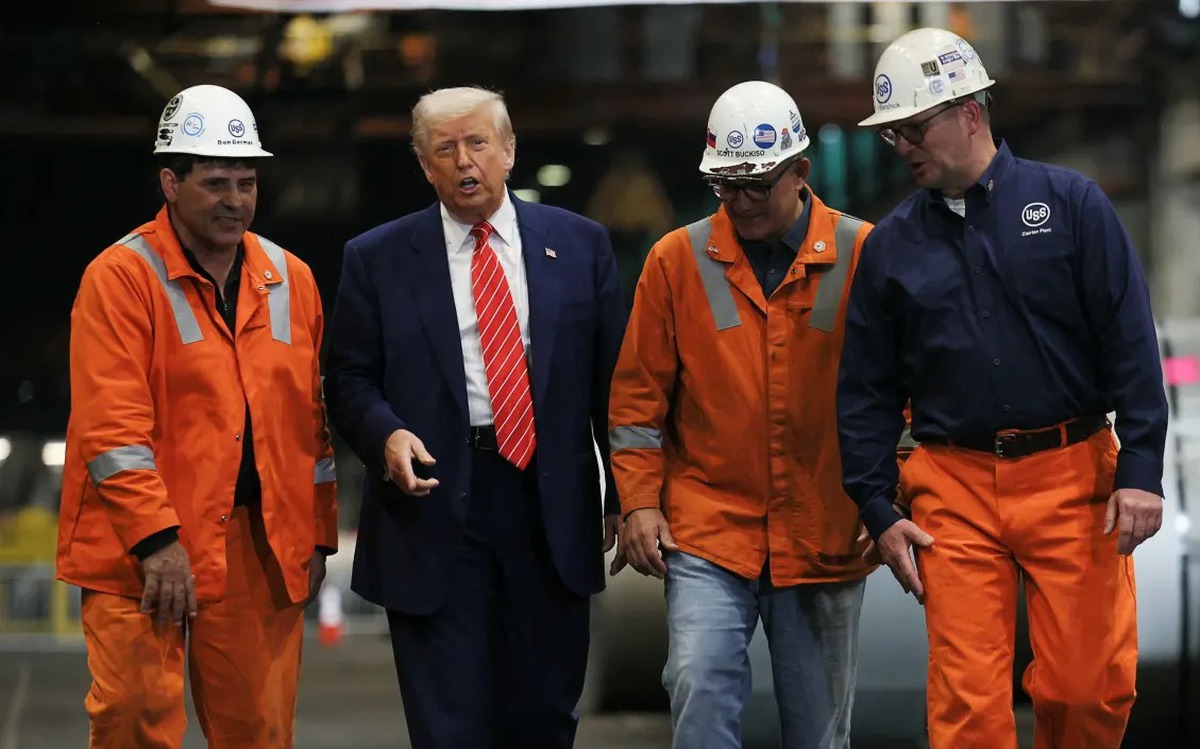 Mỹ tăng thuế hơn 400 sản phẩm có thép và nhôm, gây chấn động ngành logistics