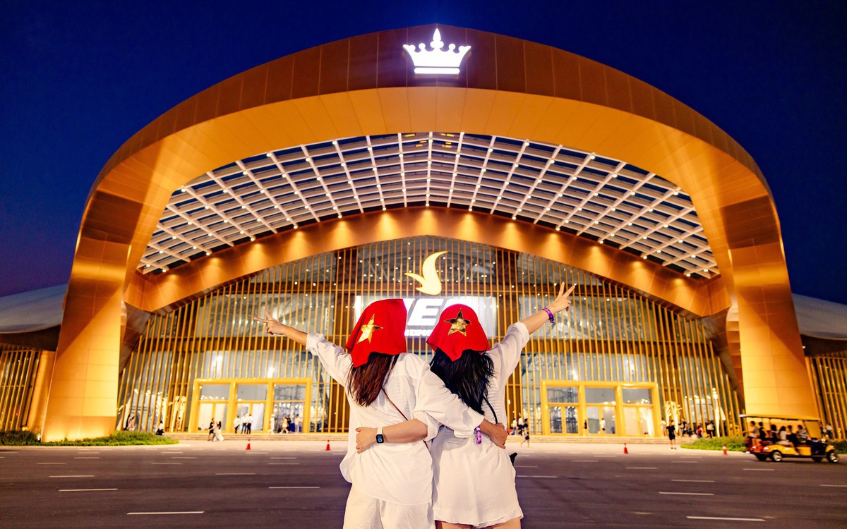 Đến 8Wonder nghe nhạc, check in Trung tâm Hội chợ Triển lãm Quốc gia
