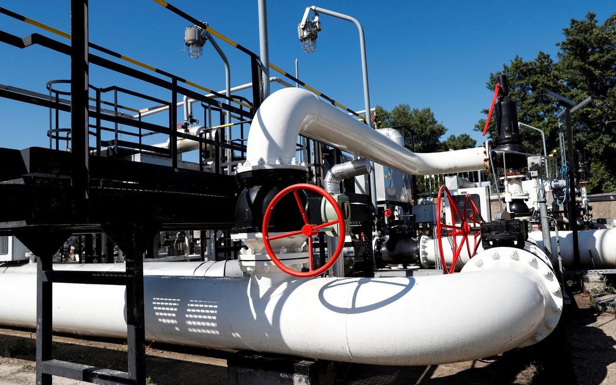 Ukraine tấn công gây tê liệt đường ống dẫn dầu Druzhba của Nga