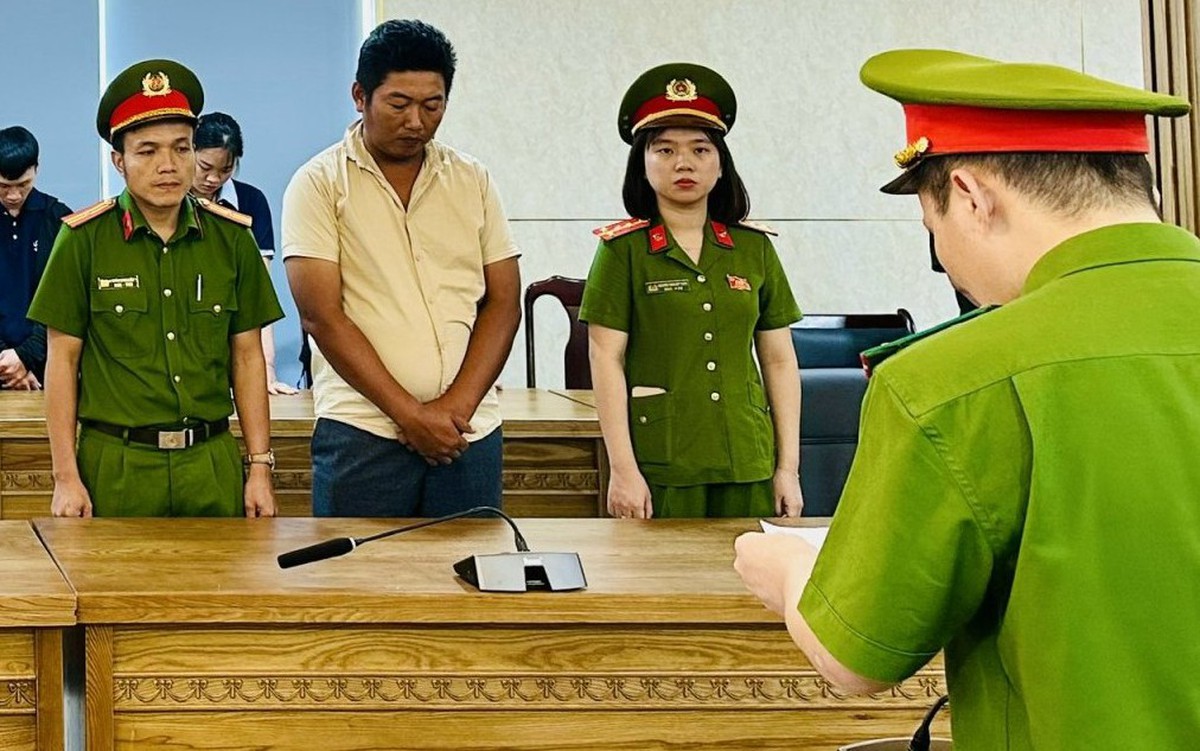 Hàng loạt nhân viên ngân hàng tiếp tay đường dây rửa tiền 30 ngàn tỉ