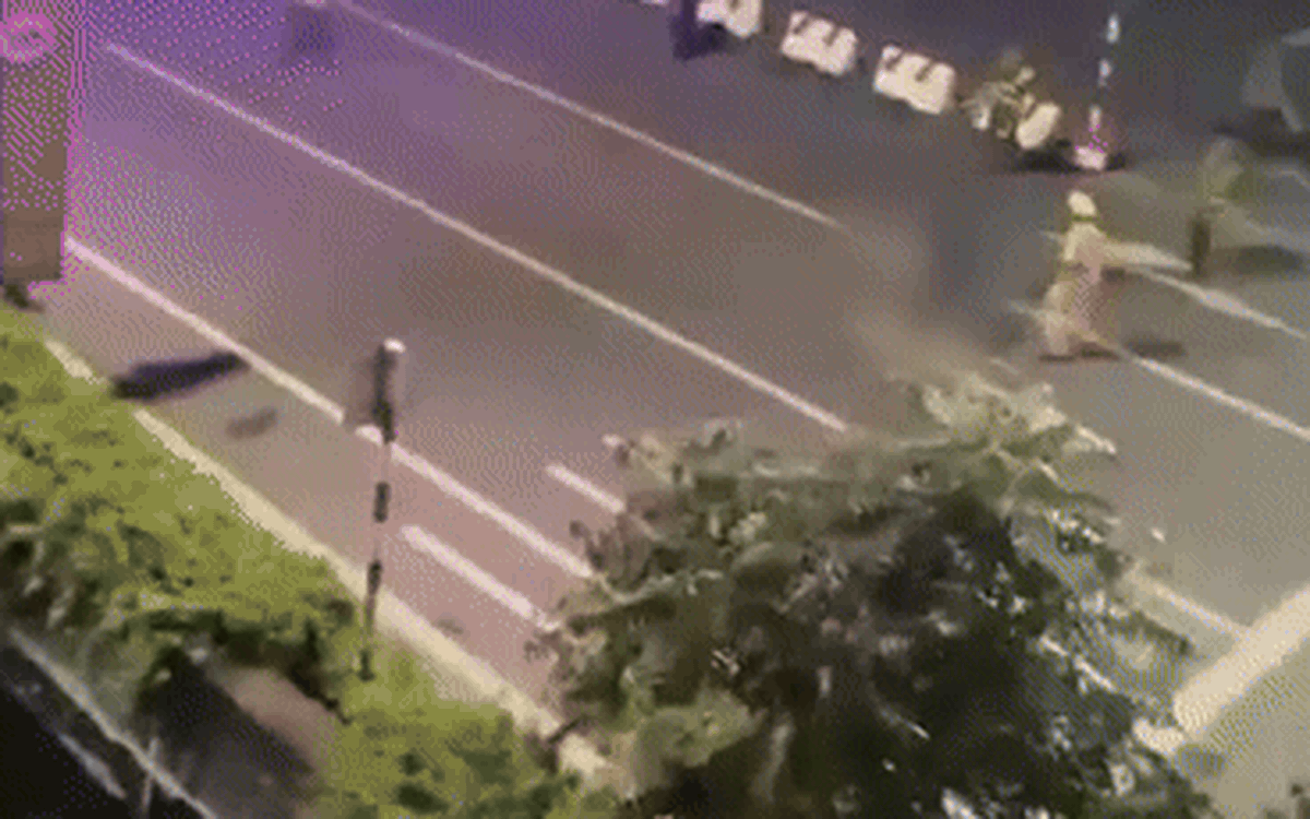 Xúc phạm lực lượng bảo vệ hợp luyện A80 trên Facebook, một phụ nữ bị triệu tập