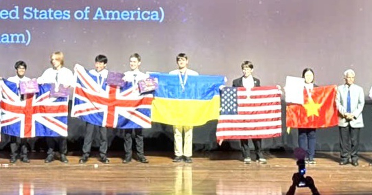 Học sinh Hà Nội giành huy chương vàng Olympic thiên văn và vật lý thiên văn quốc tế