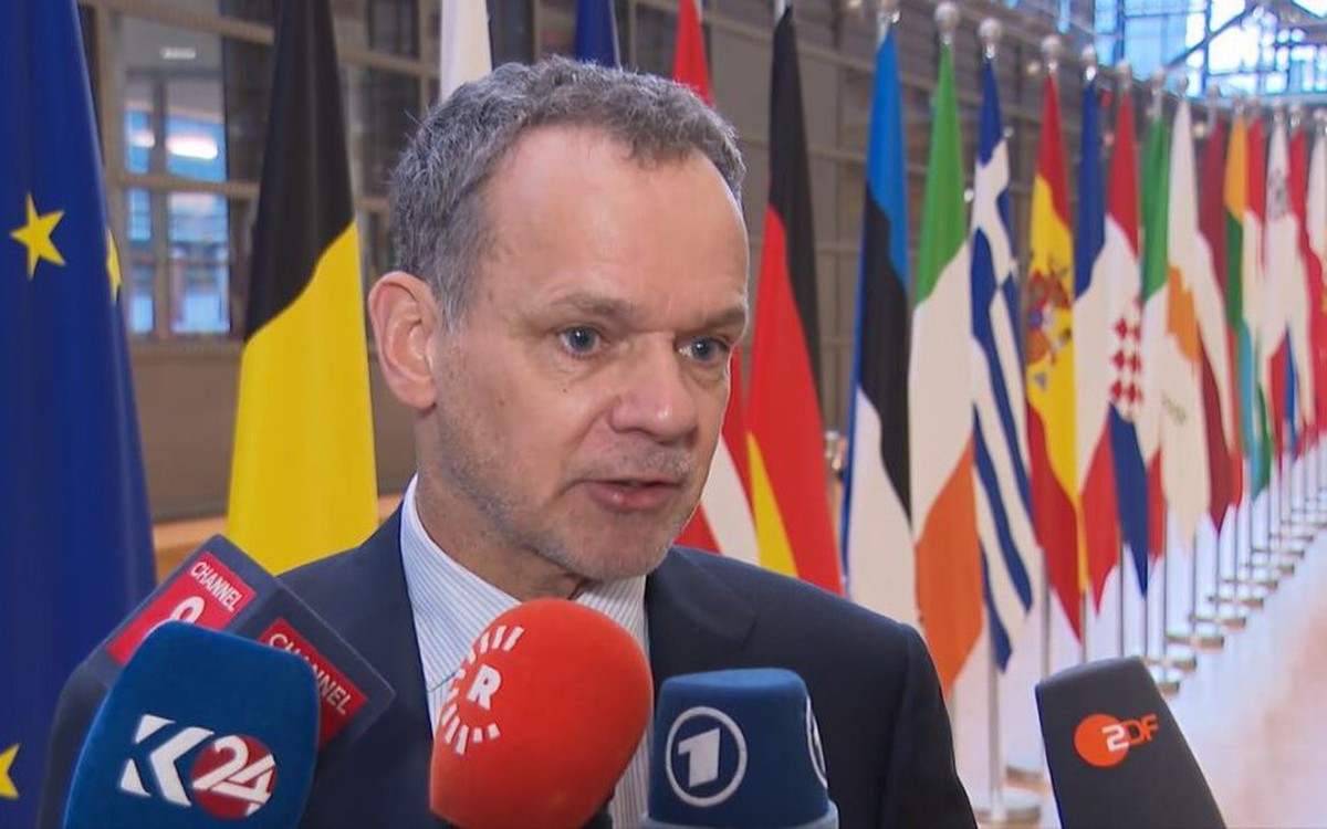 Ngoại trưởng Hà Lan từ chức do nội các không đồng thuận trừng phạt Israel