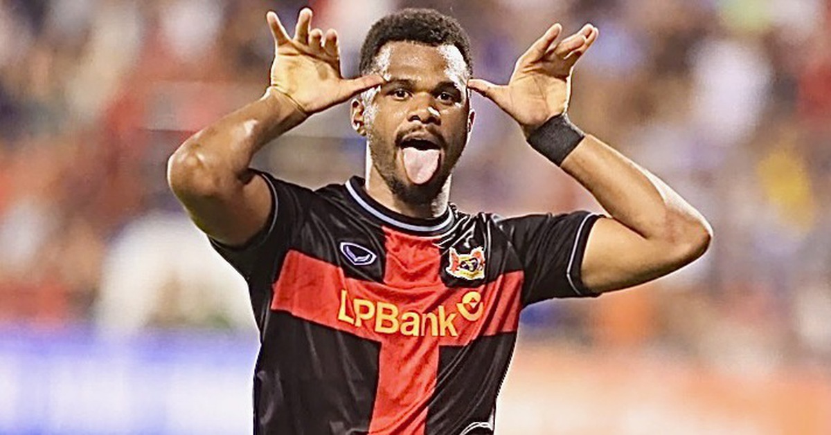 Tân binh Ninh Bình vùi dập CLB Thanh Hóa 4-0